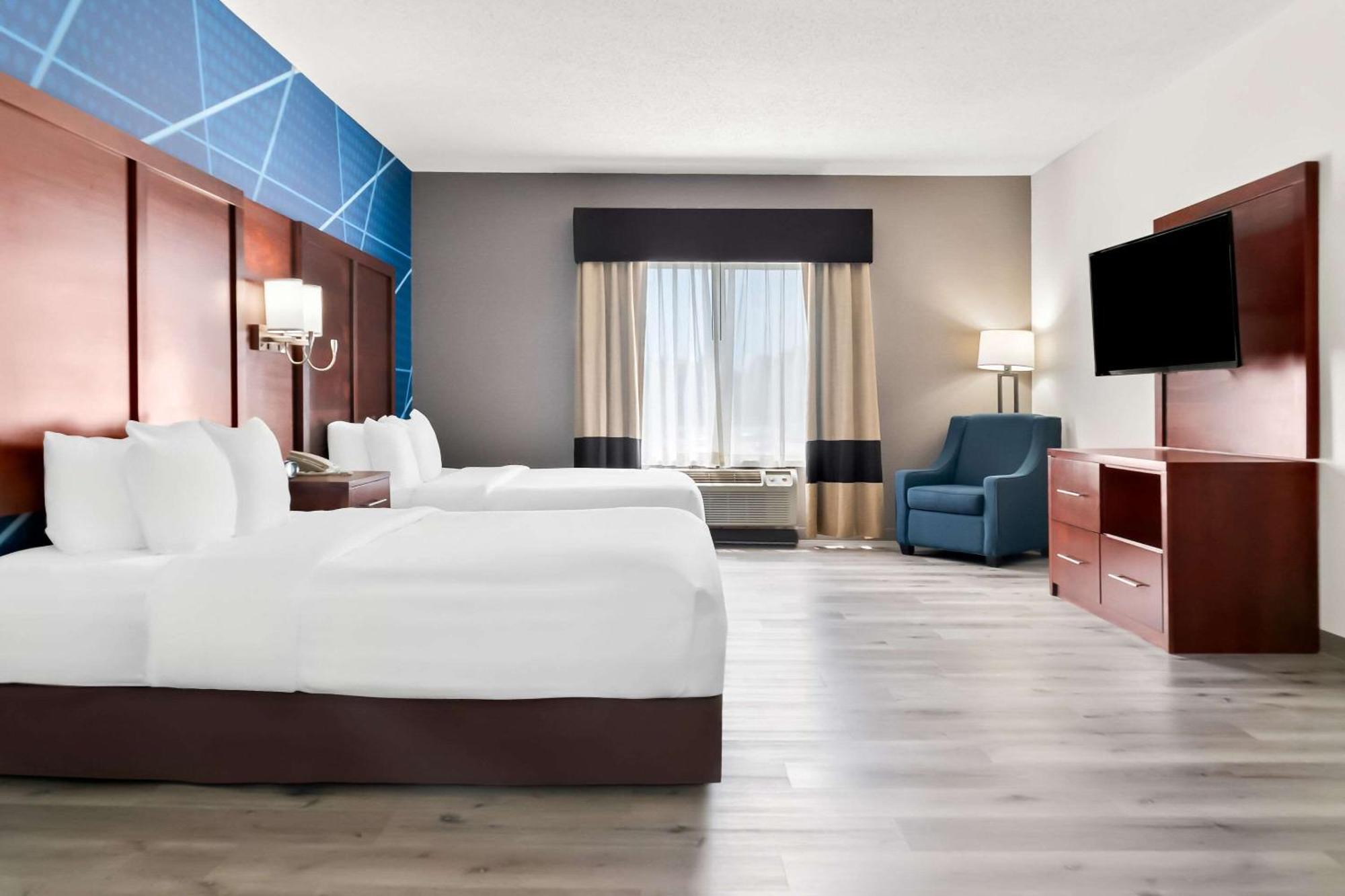 Comfort Suites Southfield-Detroit Buitenkant foto