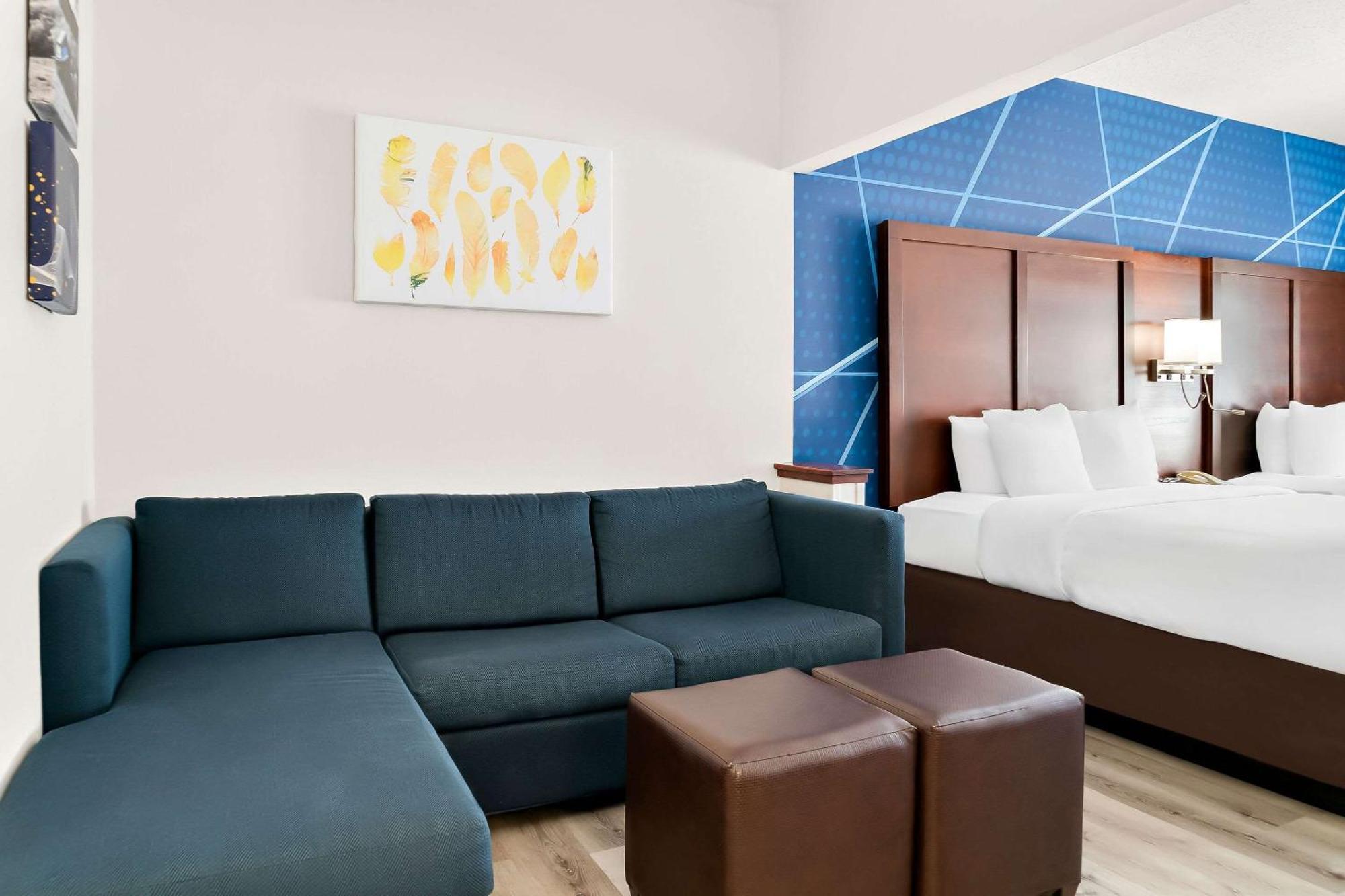 Comfort Suites Southfield-Detroit Buitenkant foto